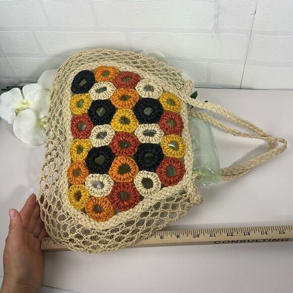 Straw woven beach handbag 14x10 inch - Picture 4 of 11